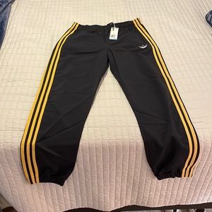 Mens Adidas joggers never worn new with tags.